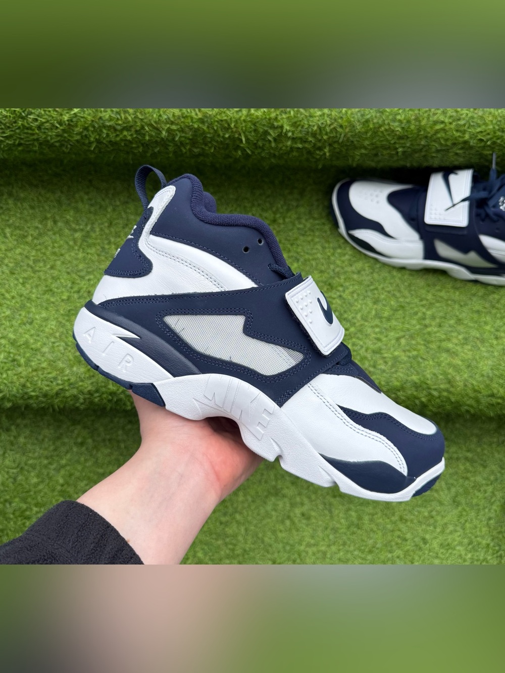 Nike Air Diamond Turf Cowboys Men’s Training Shoes Brand New Sneakers